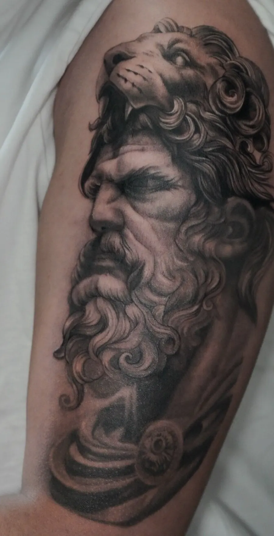 Zeus tattoo by Eleven15'Stu, Da Nang